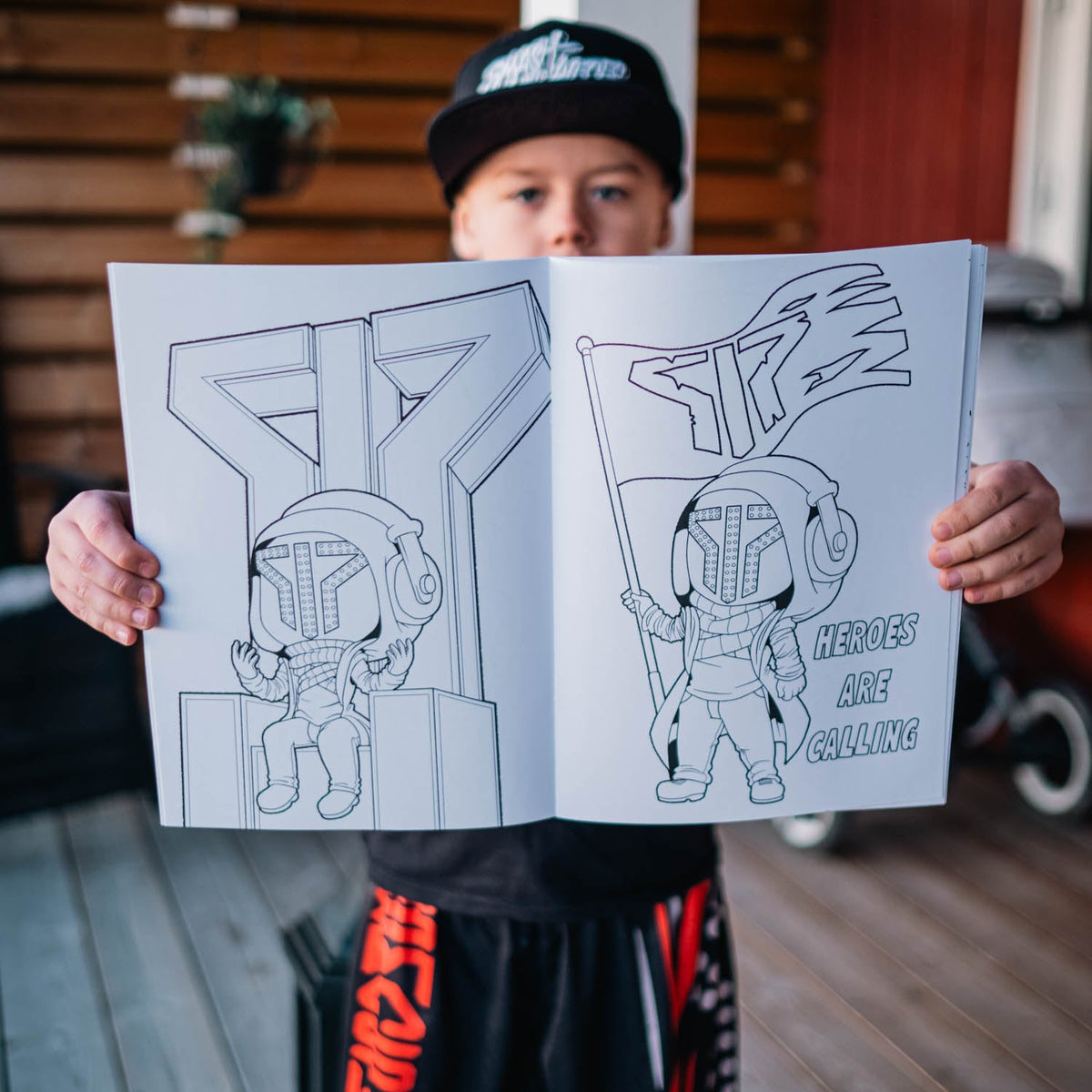 Colouring Book + Pencil Set